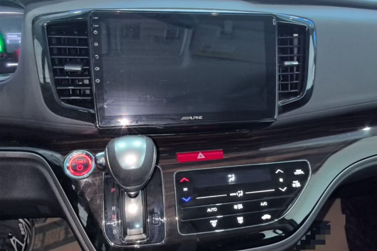 Used Honda Odyssey 2021 2.0L Rui-Changxiang Edition Audio And AC Panel