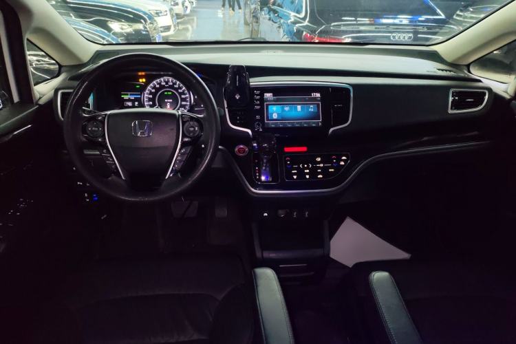 Used Honda Odyssey 2021 2.0L Rui·Luxury Edition Center Console