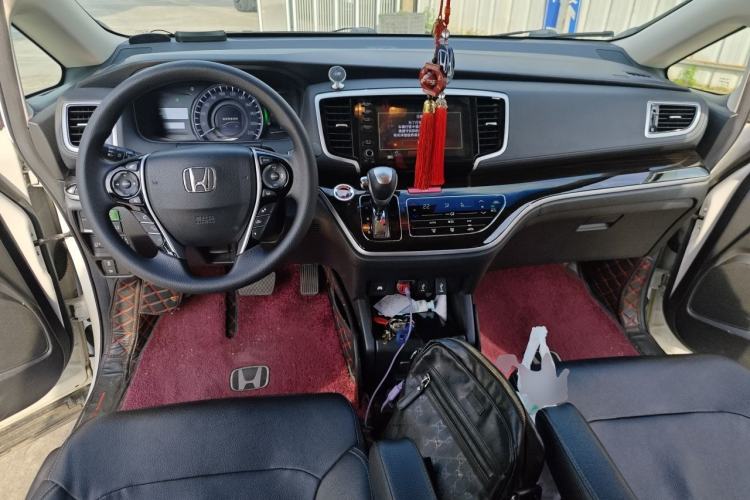 Used Honda Odyssey 2021 2.0L Rui-Changxiang Edition Center Console