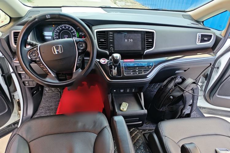 Used Honda Odyssey 2021 2.0L Rui-Changxiang Edition Center Console