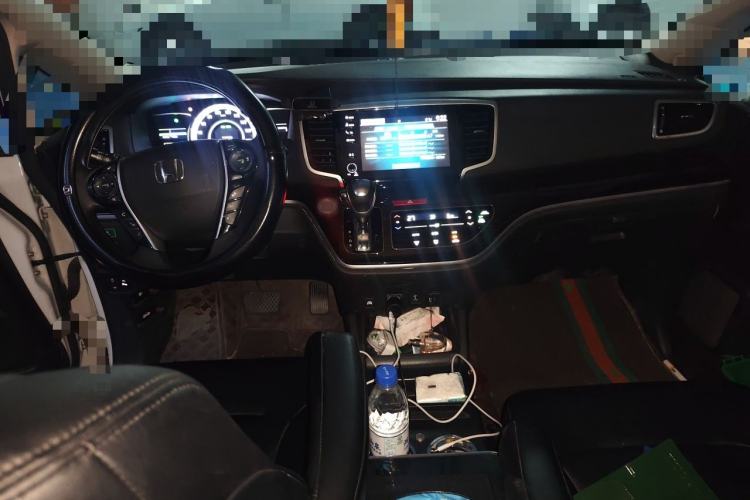 Used Honda Odyssey 2021 2.0L Rui-Changxiang Edition Center Console