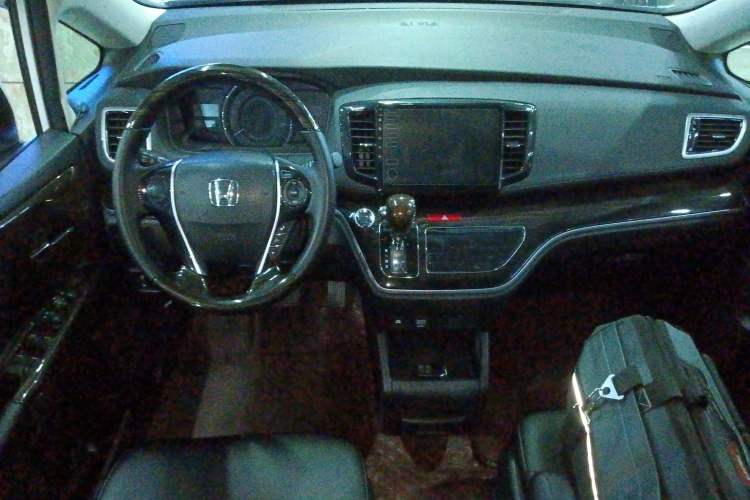 Used Honda Odyssey 2021 2.0L Rui·Comfort Edition Center Console