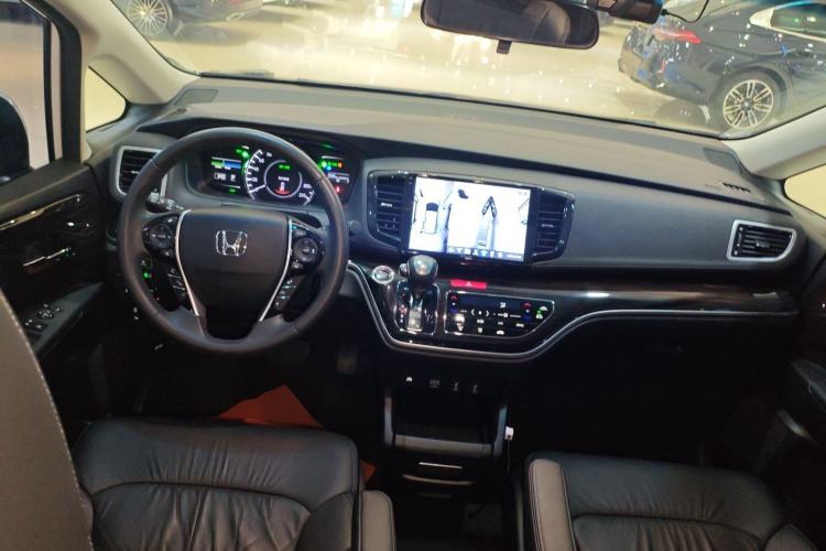 Used Honda Odyssey 2021 2.0L Rui·Luxury Edition Center Console