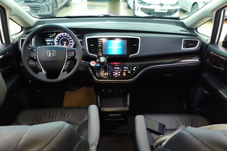 Used Honda Odyssey 2021 2.0L Rui·Smart Edition Center Console