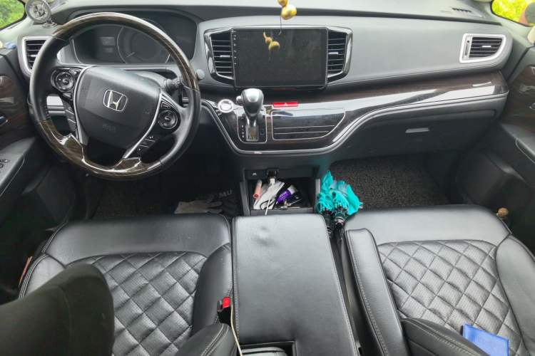 Used Honda Odyssey 2021 2.0L Rui-Changxiang Edition Center Console