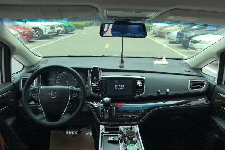 Used Honda Odyssey 2021 2.0L Rui·Smart Edition Center Console