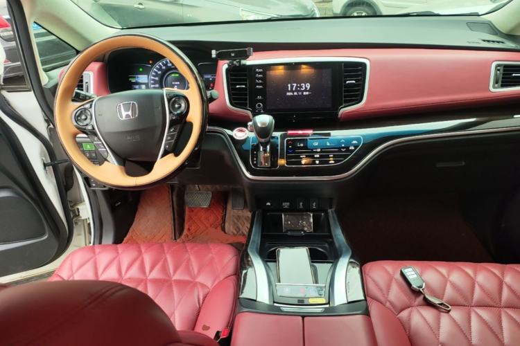 Used Honda Odyssey 2021 2.0L Rui-Changxiang Edition Center Console
