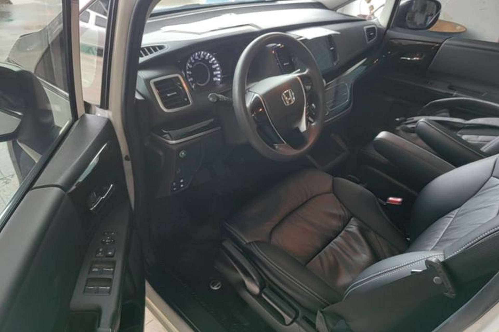 Used Honda Odyssey 2021 2.0L Rui·Comfort Edition Driver Seat