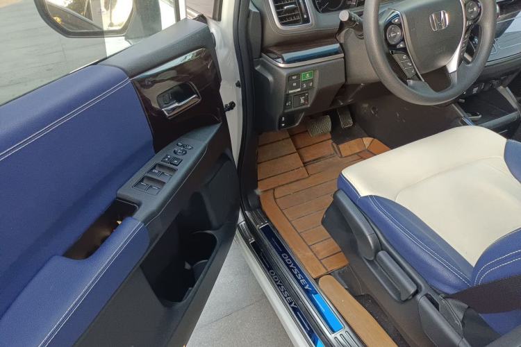 Used Honda Odyssey 2021 2.0L Rui-Changxiang Edition Driver Seat