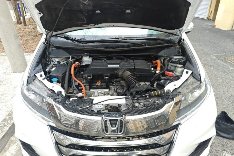 Used Honda Odyssey 2021 2.0L Rui·Comfort Edition Engine Bay
