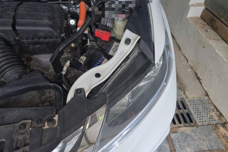 Used Honda Odyssey 2021 2.0L Rui·Comfort Edition Engine Bay Left