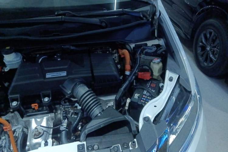 Used Honda Odyssey 2021 2.0L Rui·Comfort Edition Engine Bay Left