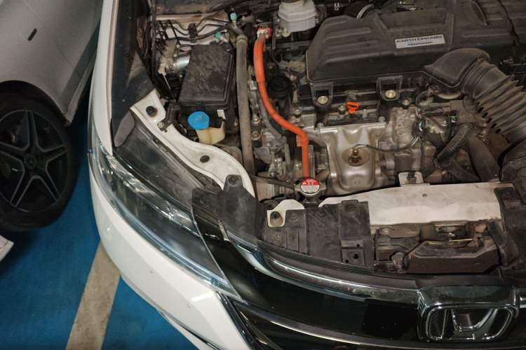 Used Honda Odyssey 2021 2.0L Rui·Luxury Edition Engine Bay Right