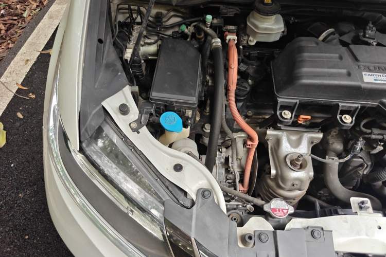Used Honda Odyssey 2021 2.0L Rui·Smart Edition Engine Bay Right
