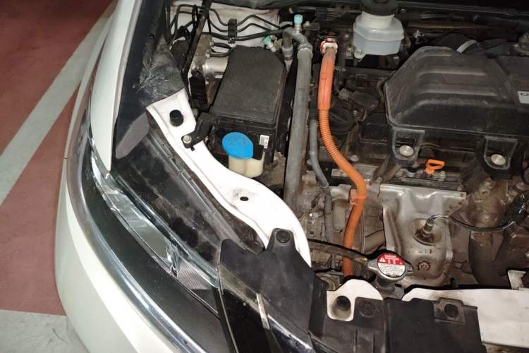 Used Honda Odyssey 2021 2.0L Rui·Comfort Edition Engine Bay Right