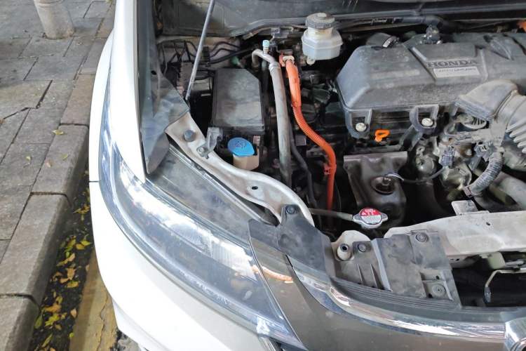 Used Honda Odyssey 2021 2.0L Rui·Comfort Edition Engine Bay Right