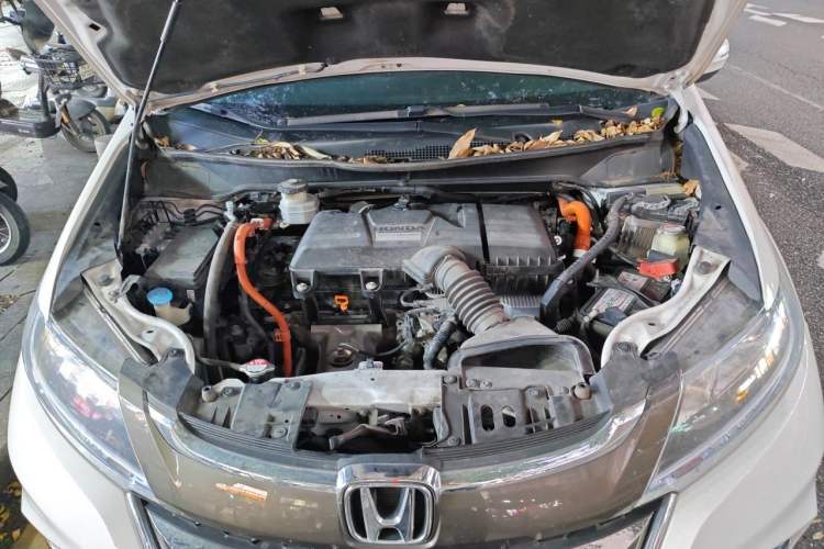 Used Honda Odyssey 2021 2.0L Rui·Comfort Edition Engine Bay