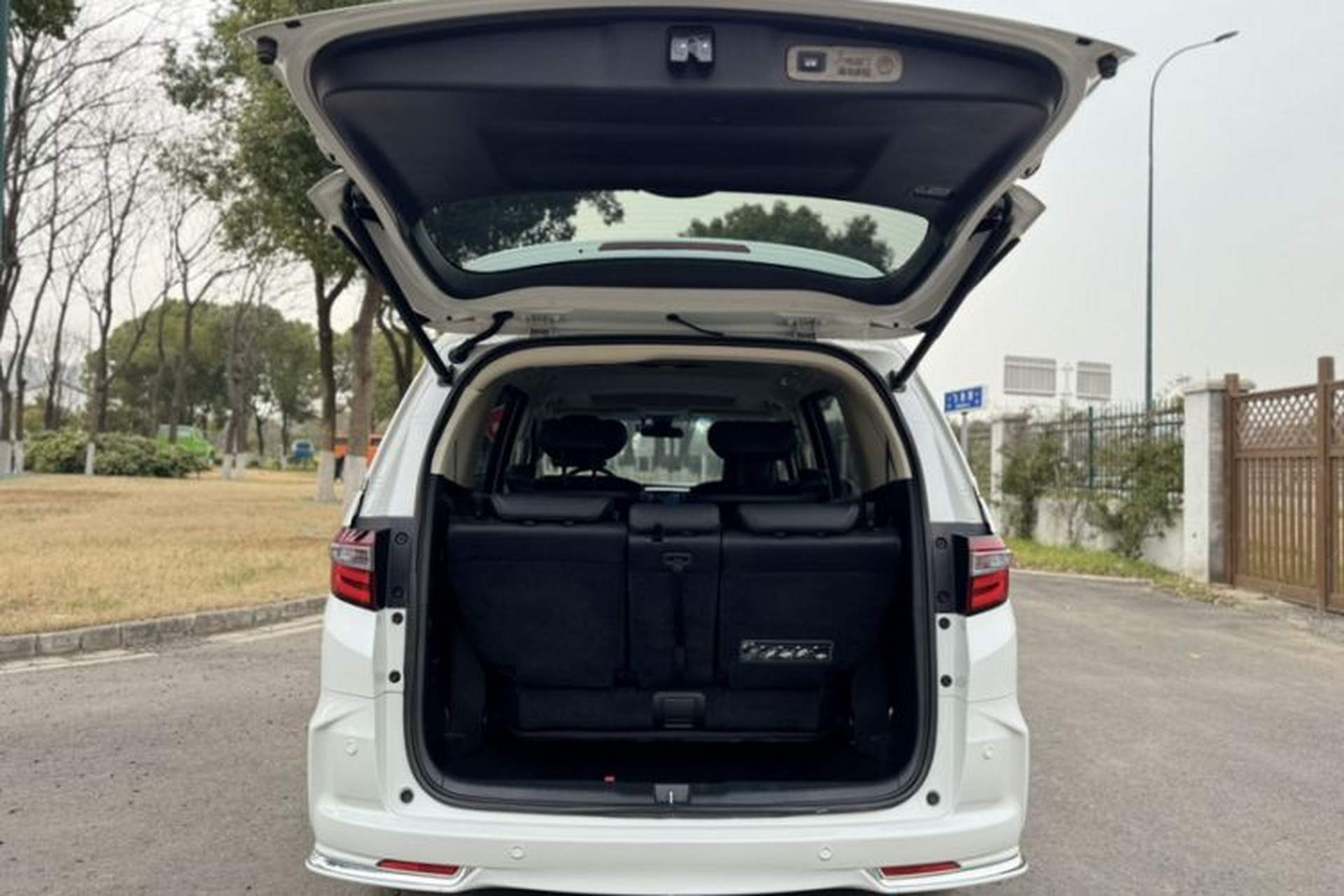 Used Honda Odyssey 2021 2.0L Rui·Smart Edition Exterior 10