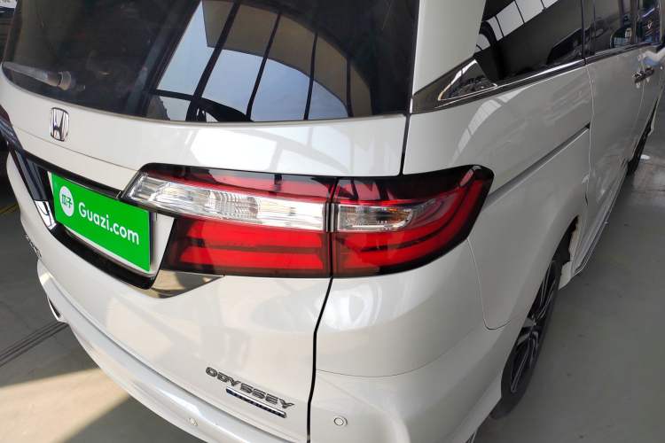 Used Honda Odyssey 2021 2.0L Rui·Luxury Edition Exterior 3