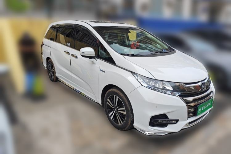Used Honda Odyssey 2021 2.0L Rui·Luxury Edition Front Right 45 Deg