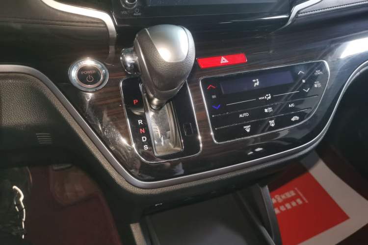 Used Honda Odyssey 2021 2.0L Rui-Changxiang Edition Gear Lever