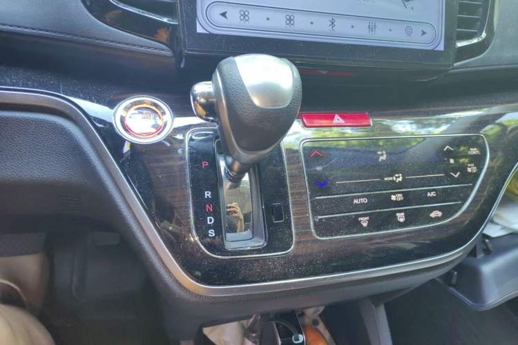 Used Honda Odyssey 2021 2.0L Rui·Comfort Edition Gear Lever