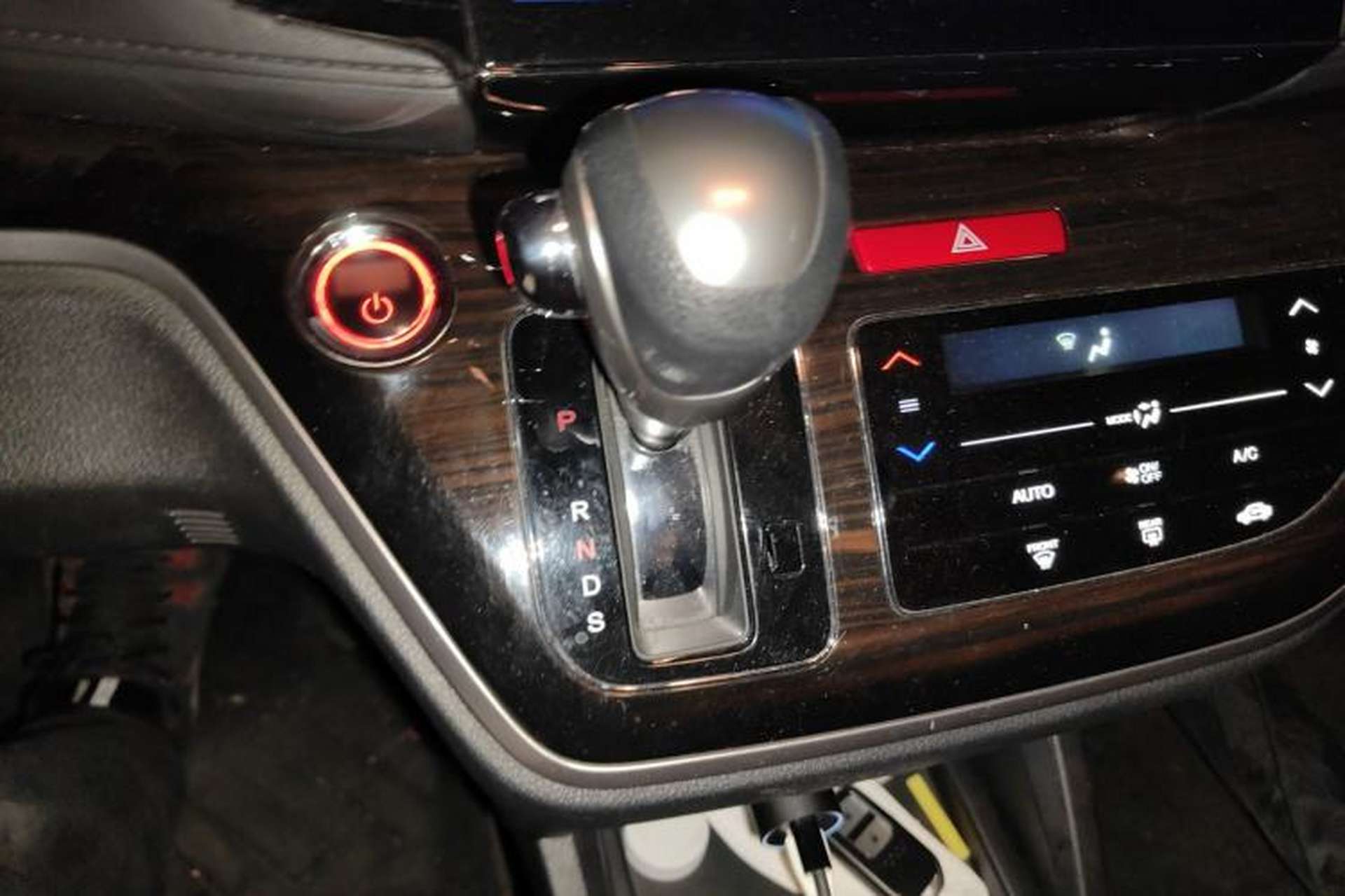 Used Honda Odyssey 2021 2.0L Rui·Comfort Edition Gear Lever