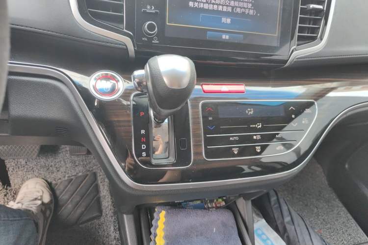 Used Honda Odyssey 2021 2.0L Rui-Changxiang Edition Gear Lever