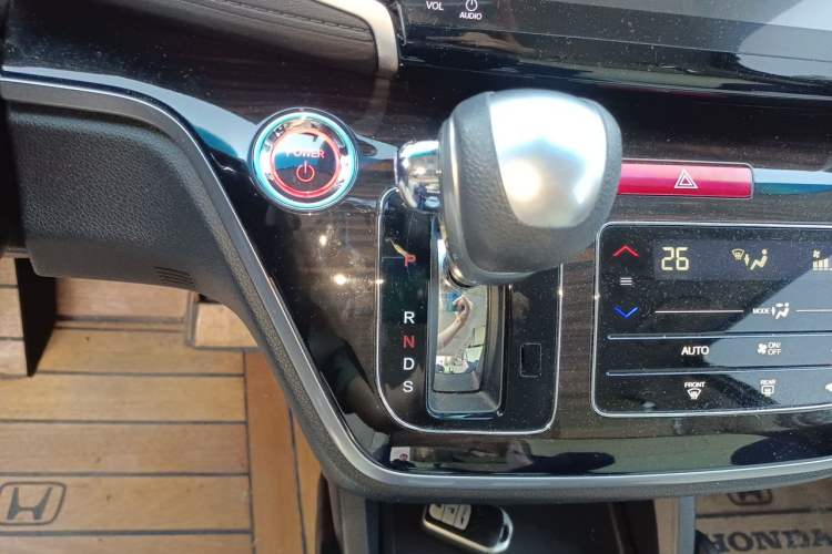 Used Honda Odyssey 2021 2.0L Rui-Changxiang Edition Gear Lever