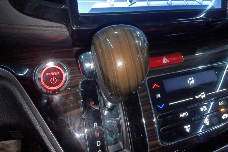 Used Honda Odyssey 2021 2.0L Rui·Comfort Edition Gear Lever