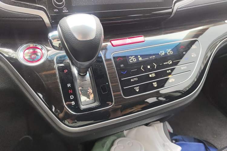 Used Honda Odyssey 2021 2.0L Rui·Luxury Edition Gear Lever