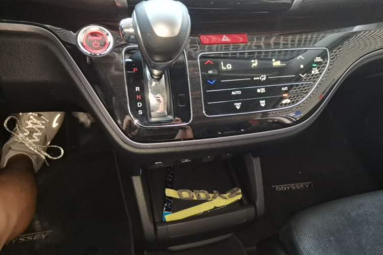Used Honda Odyssey 2021 2.0L Rui·Comfort Edition Gear Lever
