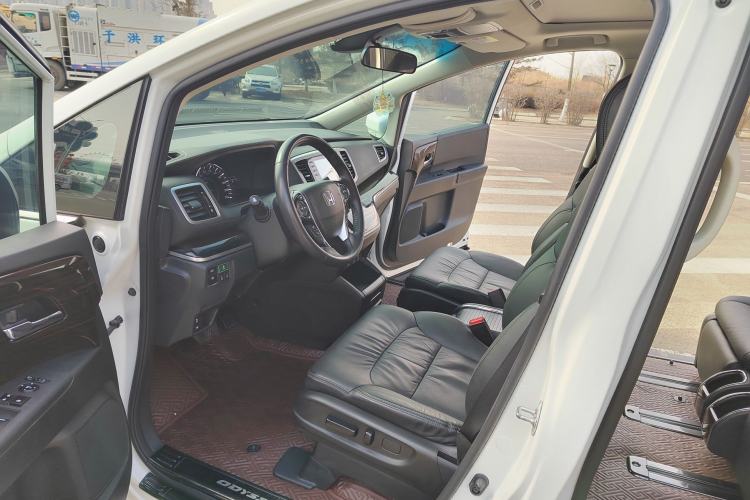Used Honda Odyssey 2021 2.0L Rui·Luxury Edition Interior 5
