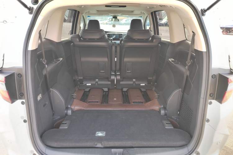 Used Honda Odyssey 2021 2.0L Rui·Luxury Edition Interior 9
