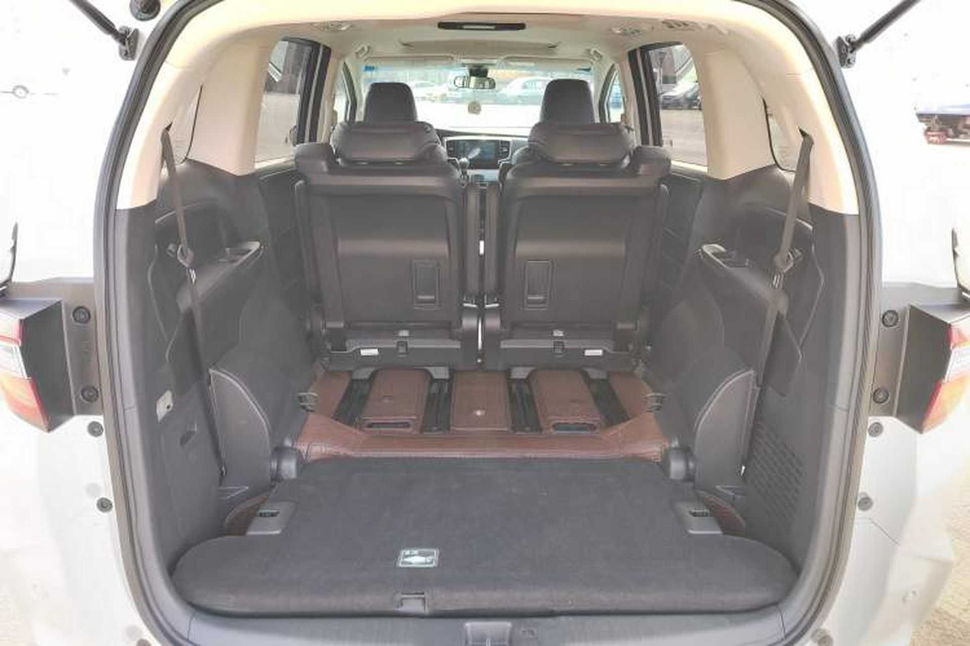 Used Honda Odyssey 2021 2.0L Rui·Luxury Edition Interior 9