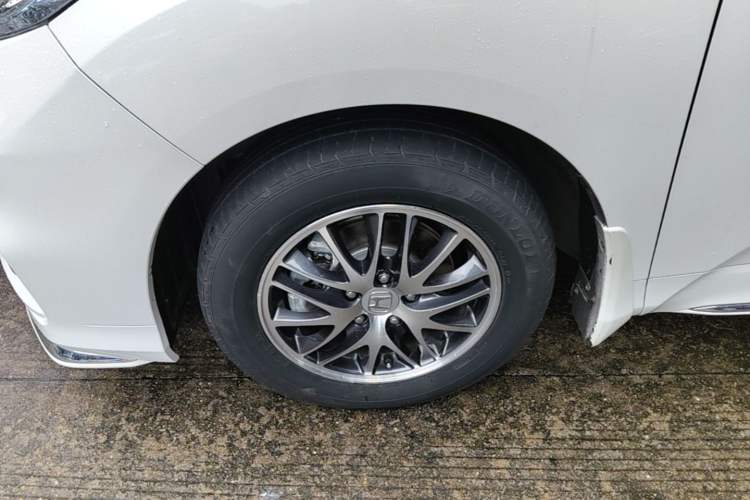 Used Honda Odyssey 2021 2.0L Rui·Comfort Edition Left Front Wheel Hub