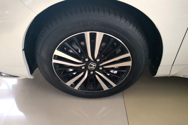 Used Honda Odyssey 2021 2.0L Rui·Smart Edition Left Front Wheel Hub