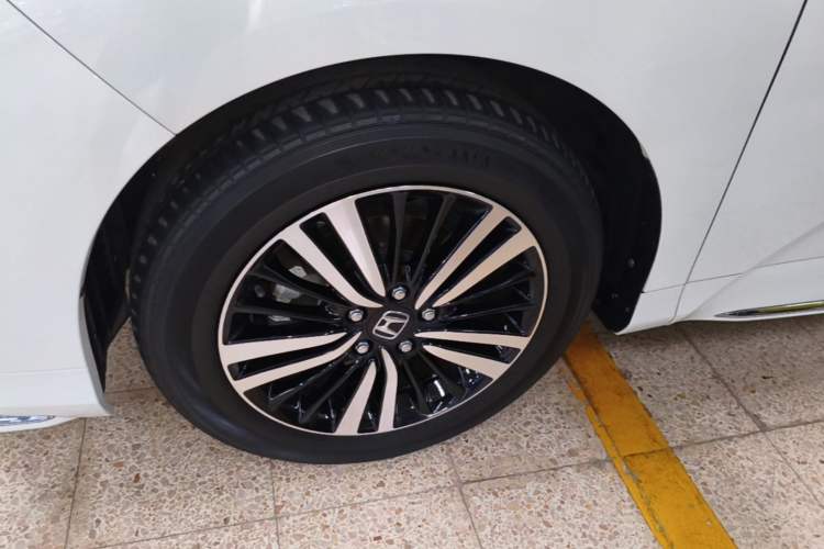 Used Honda Odyssey 2021 2.0L Rui·Smart Edition Left Front Wheel Hub