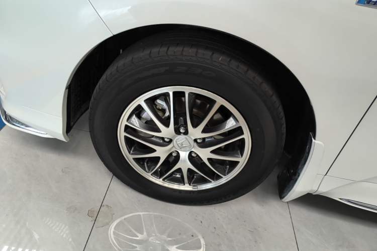 Used Honda Odyssey 2021 2.0L Rui·Comfort Edition Left Front Wheel Hub