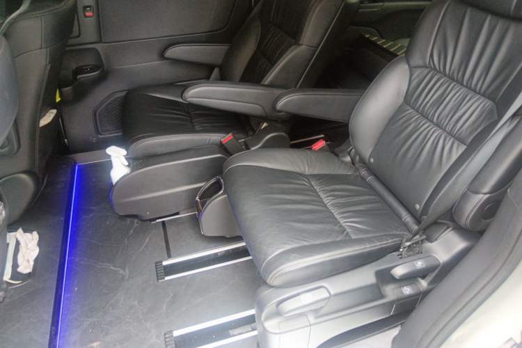 Used Honda Odyssey 2021 2.0L Rui·Luxury Edition Left Rear Seat
