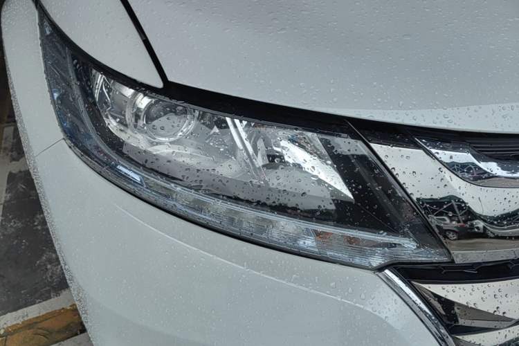 Used Honda Odyssey 2021 2.0L Rui·Comfort Edition Right Front Headlight
