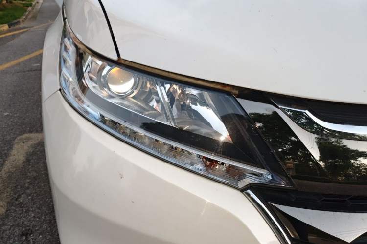 Used Honda Odyssey 2021 2.0L Rui·Comfort Edition Right Front Headlight