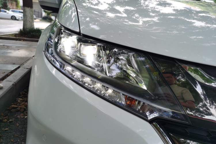 Used Honda Odyssey 2021 2.0L Rui·Luxury Edition Right Front Headlight