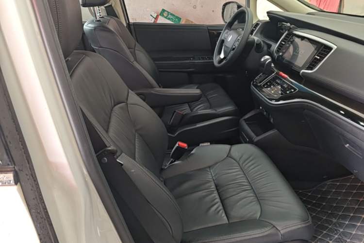 Used Honda Odyssey 2021 2.0L Rui·Smart Edition Right Front Seat