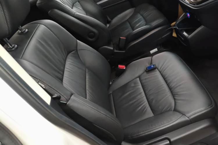 Used Honda Odyssey 2021 2.0L Rui·Smart Edition Right Front Seat