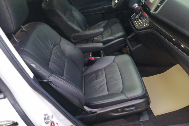 Used Honda Odyssey 2021 2.0L Rui·Luxury Edition Right Front Seat