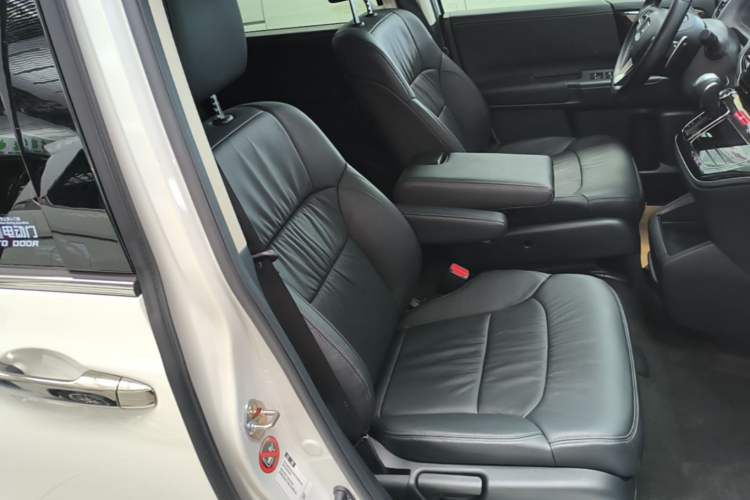 Used Honda Odyssey 2021 2.0L Rui·Comfort Edition Right Front Seat