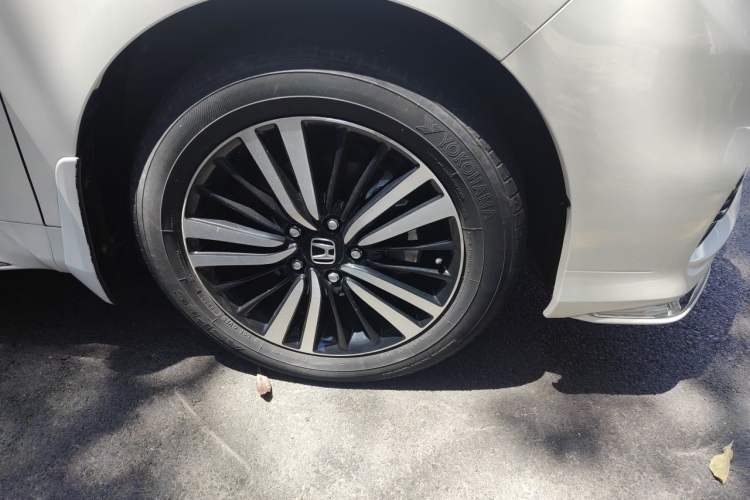 Used Honda Odyssey 2021 2.0L Rui·Smart Edition Right Front Wheel Hub