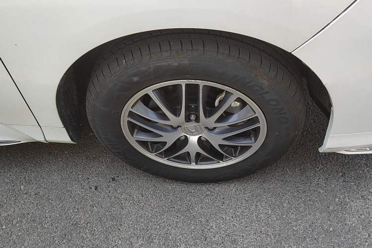 Used Honda Odyssey 2021 2.0L Rui·Comfort Edition Right Front Wheel Hub