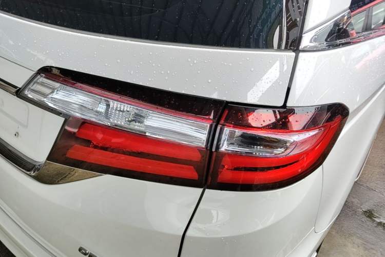 Used Honda Odyssey 2021 2.0L Rui·Comfort Edition Right Rear Taillight